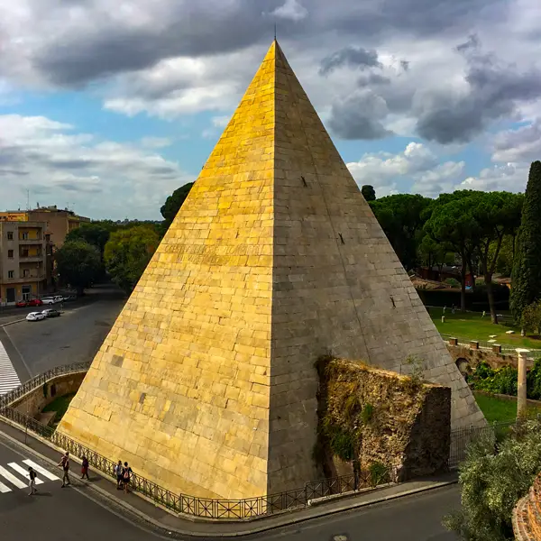 Pyramide de Cestius