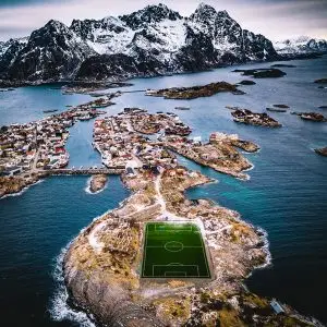 Stade Henningsvaer